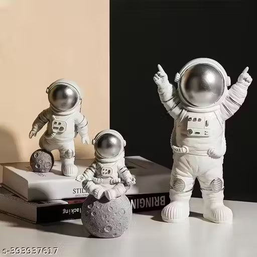 Cute Astronaut Figure 3 piece set